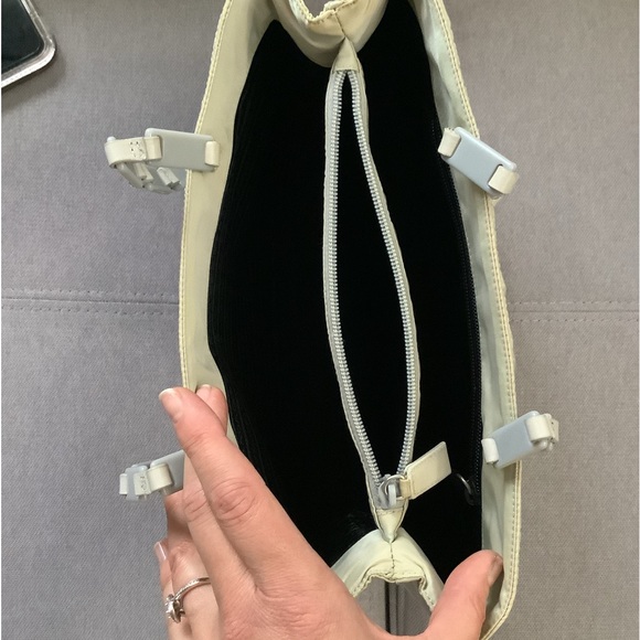 Authentic PRADA nylon tote bag 🌷🌷🌷 - Picture 9 of 16